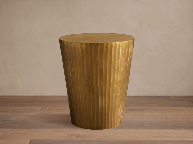Kanto End Table