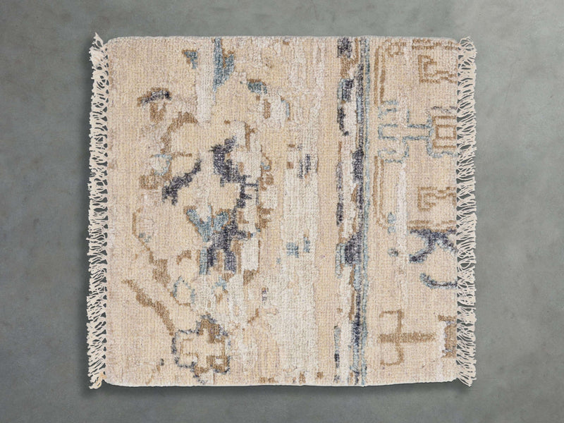 Brielle Hand-Knotted Rug Swatch