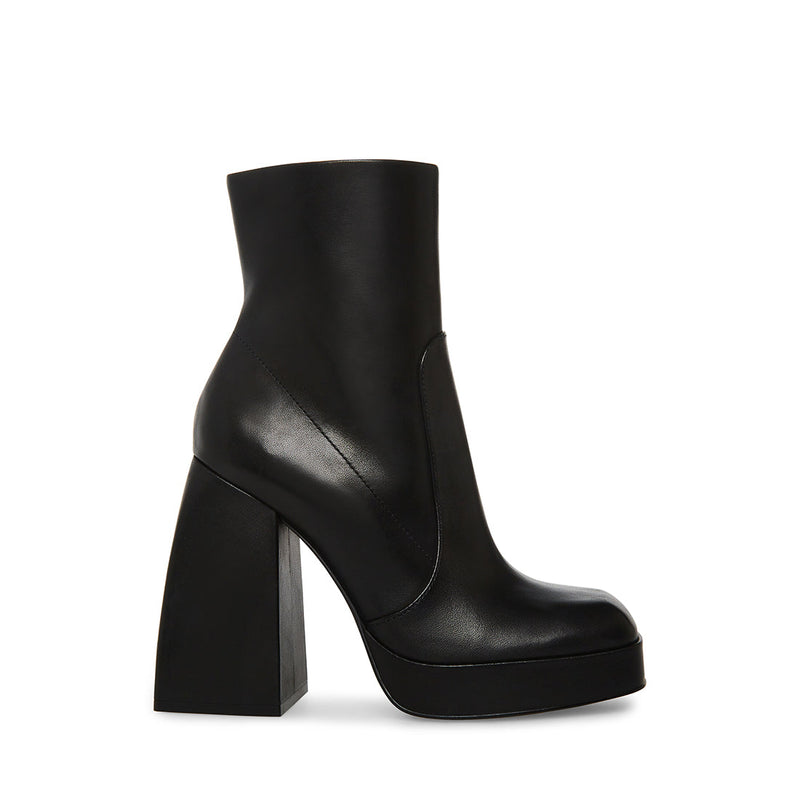TRINA BLACK LEATHER - SM REBOOTED