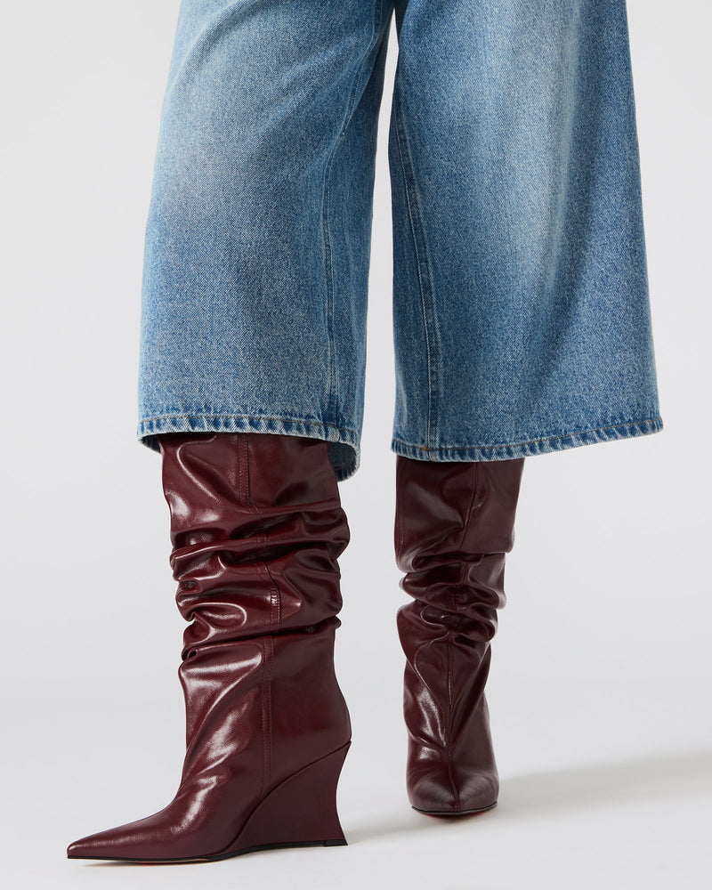 DISTORTION BURGUNDY