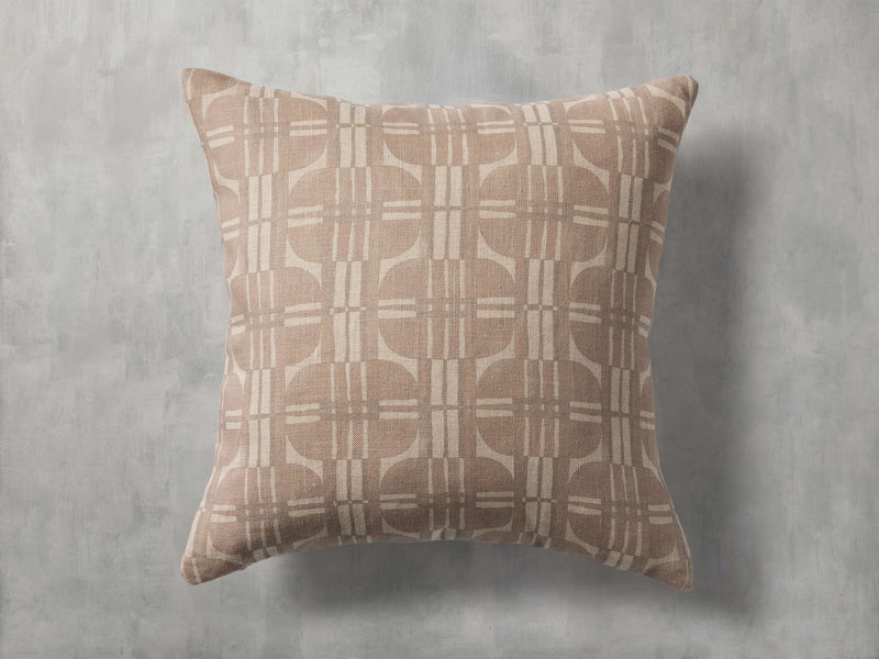 Lalli Pillow
