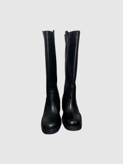 BUCKLEY BLACK LEATHER - SM REBOOTED