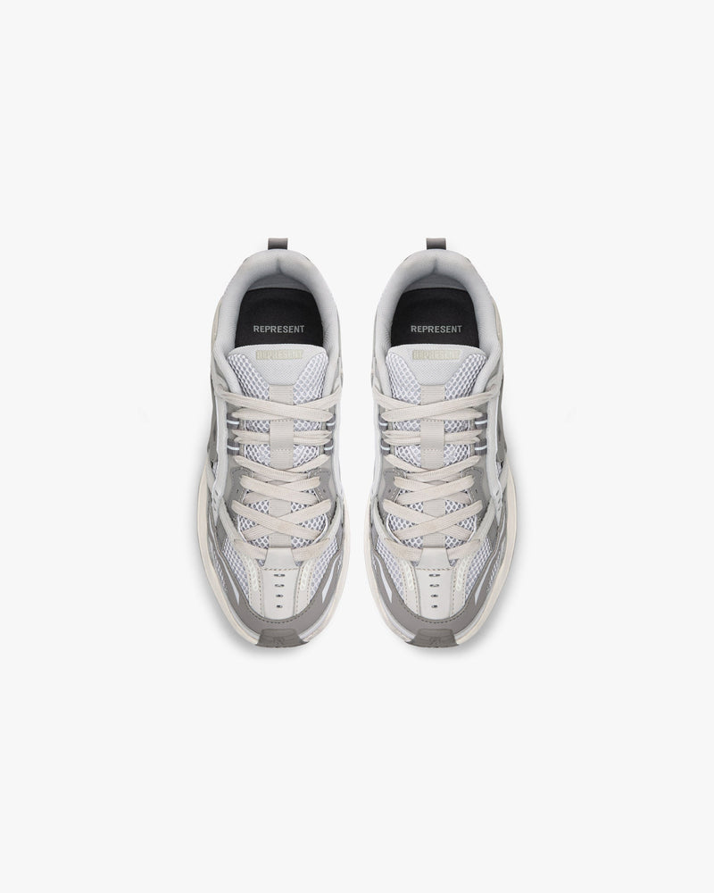 Storm Runner - Ultimate Grey
